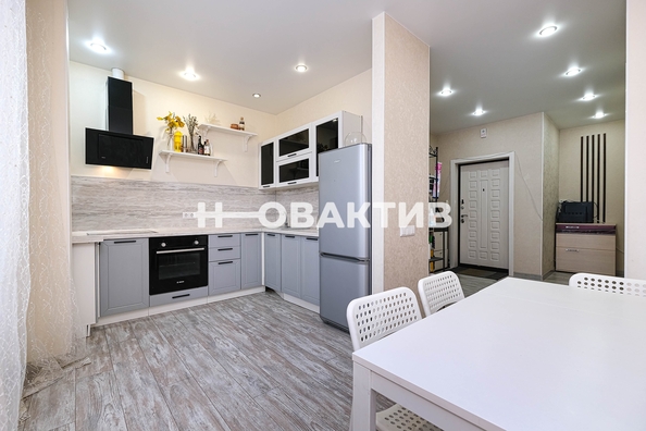 
   Продам 3-комнатную, 64.27 м², Михаила Кулагина ул, 33

. Фото 1.