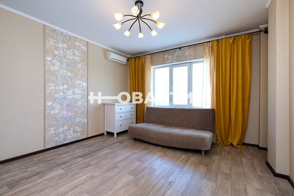 
   Продам 2-комнатную, 65.8 м², Овражная ул, 16

. Фото 5.