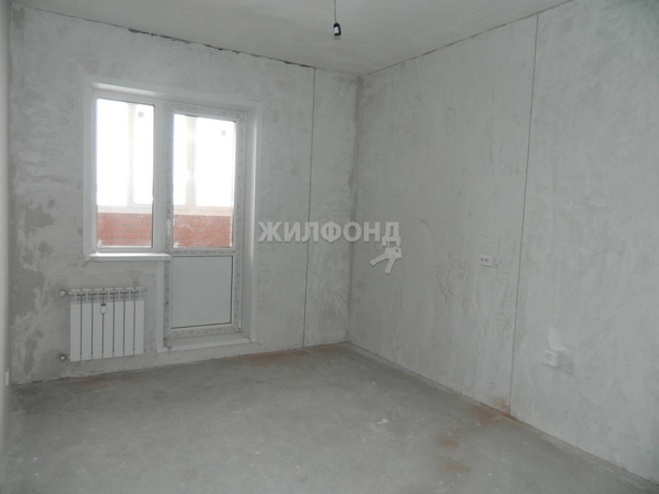 
   Продам 1-комнатную, 36.19 м², Героев Революции ул, 72

. Фото 10.