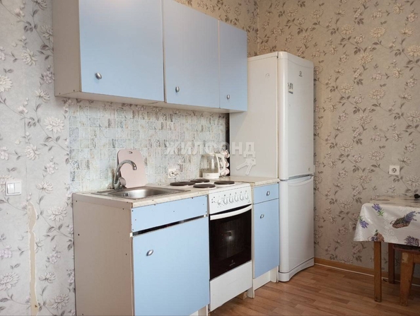 
   Продам 1-комнатную, 29 м², Одоевского ул, 1/7

. Фото 13.