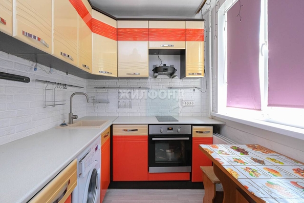 
   Продам 3-комнатную, 57.3 м², Палласа ул, 2/2

. Фото 1.