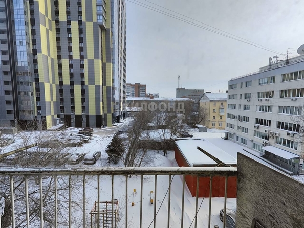 
   Продам 3-комнатную, 79 м², Восход ул, 18

. Фото 21.