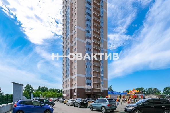 
   Продам 2-комнатную, 57 м², Приморская ул, 5

. Фото 2.