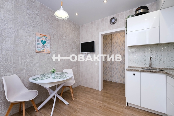 
   Продам 2-комнатную, 57 м², Приморская ул, 5

. Фото 14.