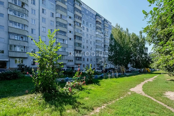 
   Продам 3-комнатную, 61.3 м², Лазурная ул, 14

. Фото 11.