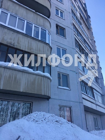 
   Продам 3-комнатную, 61.3 м², Лазурная ул, 14

. Фото 15.