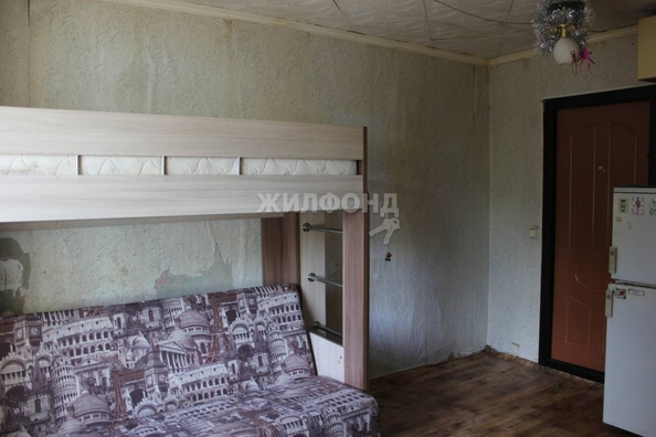 
   Продам комнату, 13 м², Красный пр-кт, 163/1

. Фото 6.