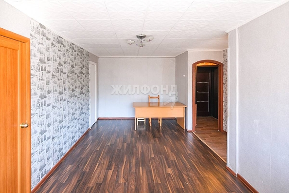 
   Продам 2-комнатную, 40.4 м², Новогодняя ул, 17

. Фото 2.