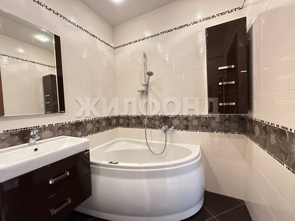 
   Продам 2-комнатную, 54.3 м², , 2

. Фото 13.