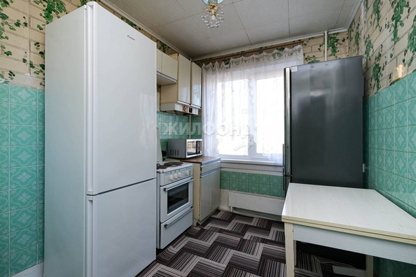 
   Продам 3-комнатную, 61.4 м², Кропоткина ул, 127

. Фото 12.