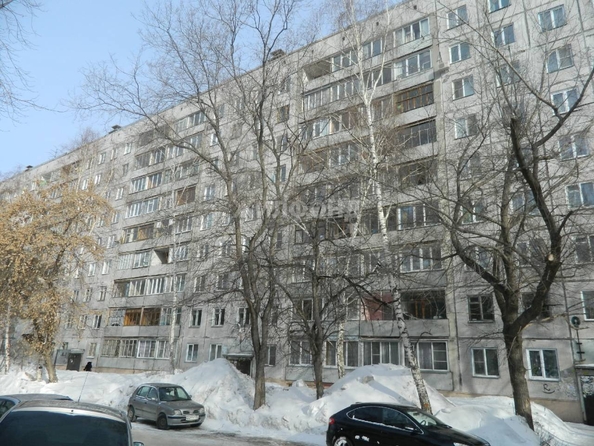 
   Продам 3-комнатную, 61.4 м², Кропоткина ул, 127

. Фото 4.