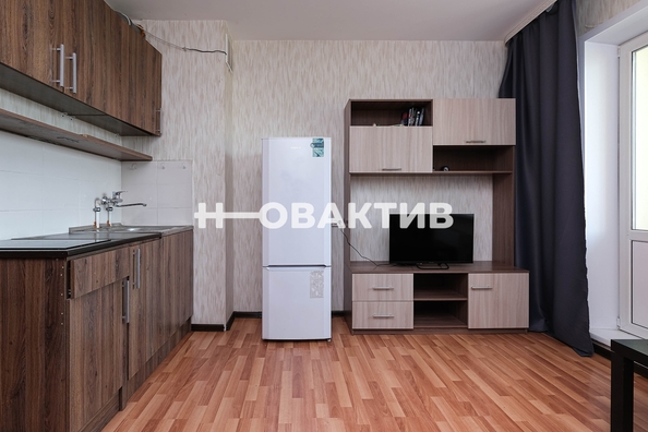 
   Продам студию, 18.1 м², Титова ул, 276

. Фото 4.