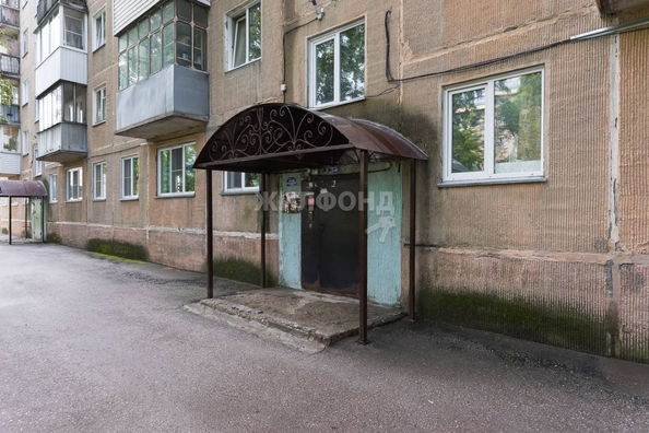 
   Продам 3-комнатную, 59 м², Новогодняя ул, 16

. Фото 17.