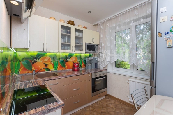 
   Продам 3-комнатную, 59 м², Новогодняя ул, 16

. Фото 6.