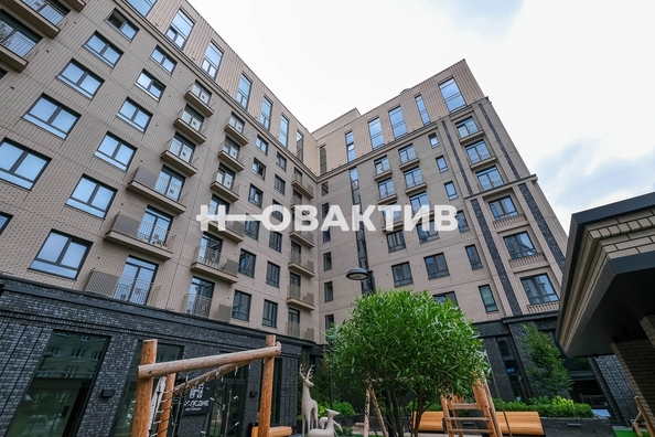 
   Продам 2-комнатную, 55 м², Михаила Перевозчикова ул, 4

. Фото 1.