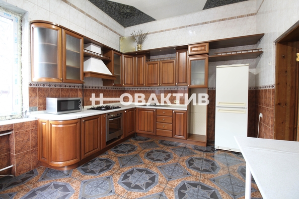 
   Продам дом, 353 м², Новосибирск

. Фото 26.