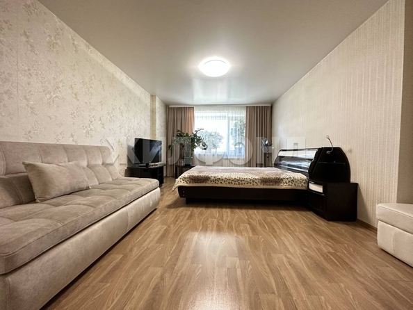 
   Продам 3-комнатную, 100.72 м², Северный мкр, 2

. Фото 12.