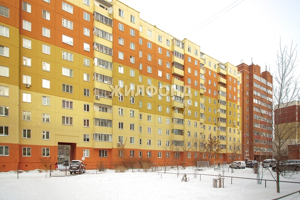 
   Продам 4-комнатную, 76.4 м², Плахотного ул, 74

. Фото 2.