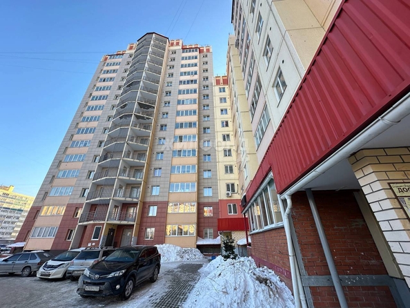 
   Продам 1-комнатную, 40.2 м², Виктора Уса ул, 5

. Фото 4.