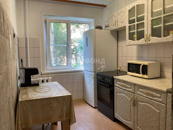 
   Продам 2-комнатную, 43 м², Петухова ул, 132

. Фото 5.