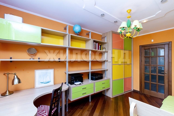 
   Продам 3-комнатную, 109.4 м², Дуси Ковальчук ул, 252

. Фото 12.