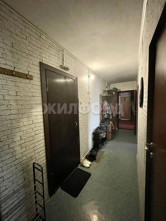 
   Продам 4-комнатную, 69.9 м², Невельского ул, 85

. Фото 3.