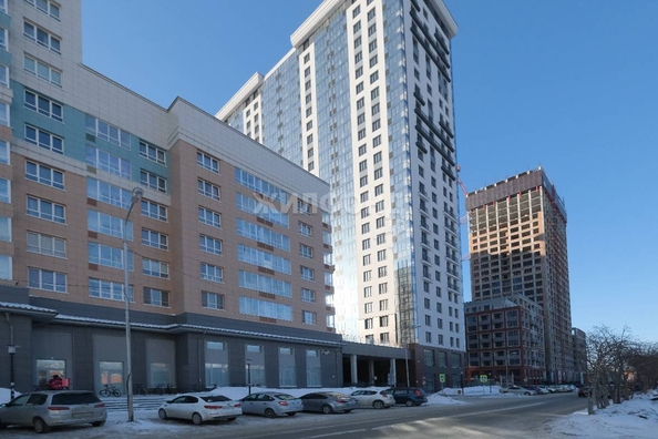 
   Продам 3-комнатную, 64.93 м², Семьи Шамшиных ул, 91

. Фото 9.