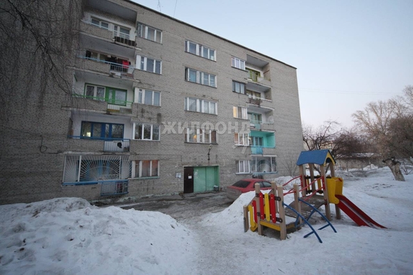 
   Продам секционку, 12.4 м², Планировочная ул, 11/1

. Фото 1.