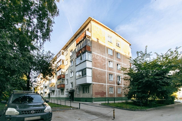 
   Продам 3-комнатную, 57.7 м², Вертковская ул, 12

. Фото 30.