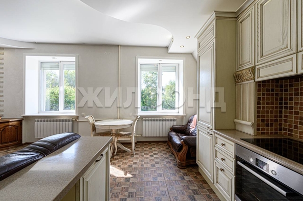 
   Продам 2-комнатную, 55 м², Станиславского ул, 4

. Фото 1.