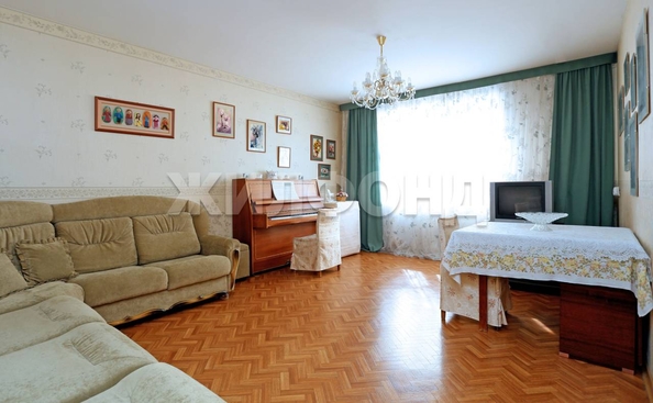
   Продам 3-комнатную, 85.1 м², Полевая ул, 3

. Фото 2.