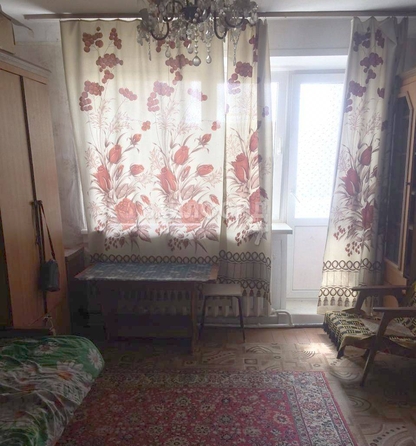 
   Продам 3-комнатную, 65.3 м², Школьная ул, 6/2

. Фото 1.