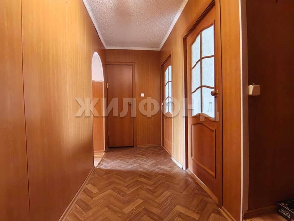 
   Продам 3-комнатную, 65.5 м², Западная ул, 11А

. Фото 9.