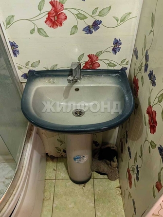 
   Продам 3-комнатную, 65.5 м², Западная ул, 11А

. Фото 15.