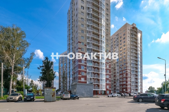 
   Продам 2-комнатную, 55.9 м², Коминтерна ул, 126

. Фото 26.