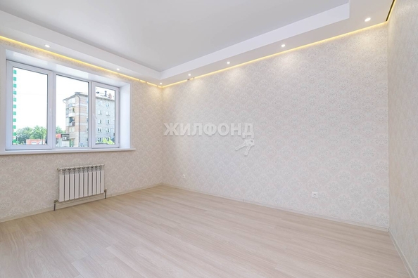 
   Продам 2-комнатную, 69 м², Героев Революции ул, 23/1

. Фото 10.