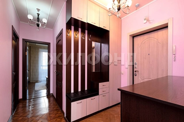
   Продам 3-комнатную, 83.2 м², Серафимовича ул, 18а

. Фото 7.