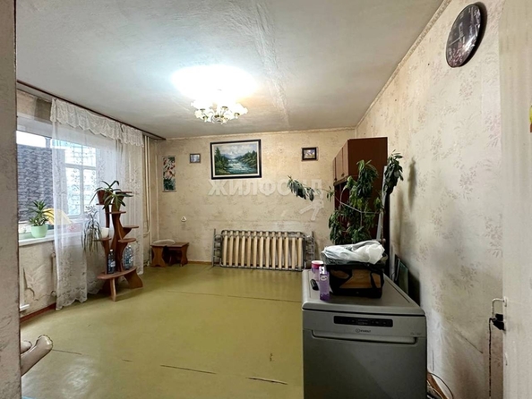 
   Продам 4-комнатную, 72.6 м², Троллейная ул, 148

. Фото 5.