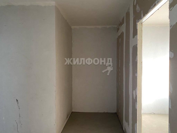 
   Продам 1-комнатную, 38 м², Кавалерийская ул, 3/1

. Фото 6.