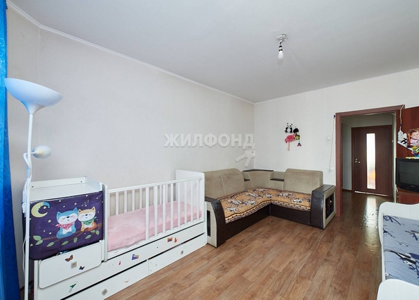 
   Продам 1-комнатную, 37.1 м², Гребенщикова ул, 7/1

. Фото 3.