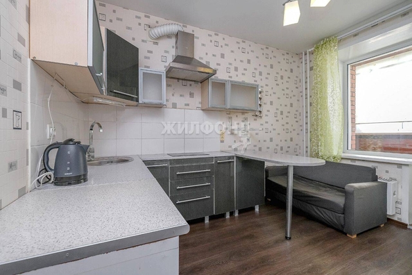 
   Продам 1-комнатную, 36.9 м², Первомайская ул, 236

. Фото 2.