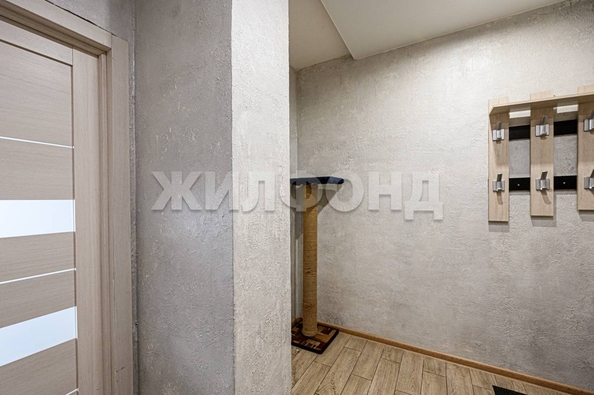 
   Продам 2-комнатную, 40.5 м², Приморская ул, 24

. Фото 17.