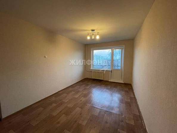 
   Продам 3-комнатную, 60.8 м², Русская ул, 9

. Фото 11.