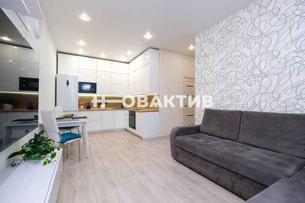 
   Продам 3-комнатную, 62.6 м², 2-я Обская ул, 71/1

. Фото 19.