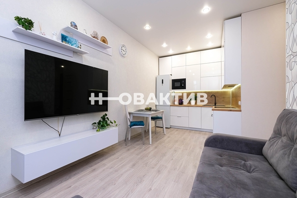 
   Продам 3-комнатную, 62.6 м², 2-я Обская ул, 71/1

. Фото 21.