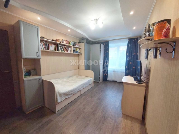 
   Продам 3-комнатную, 67.6 м², Кубовая ул, 113/4

. Фото 9.