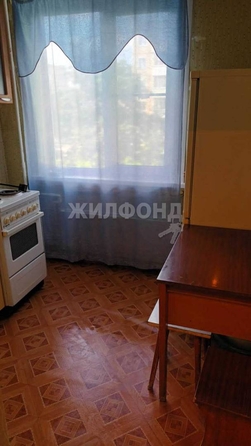 
   Продам 1-комнатную, 28.8 м², Октябрьская ул, 14

. Фото 7.