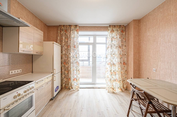 
   Продам 1-комнатную, 40.5 м², 2-я Обская ул, 154

. Фото 2.