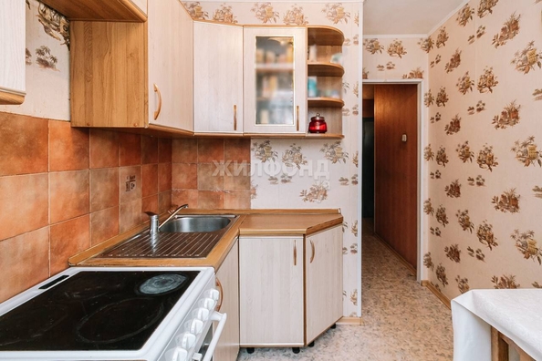 
   Продам 2-комнатную, 43.4 м², Нарымская ул, 9

. Фото 4.