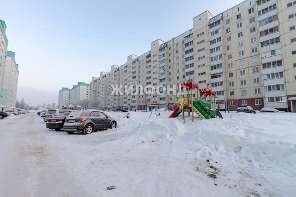 
   Продам 2-комнатную, 57.6 м², В. Высоцкого ул, 41/4

. Фото 2.